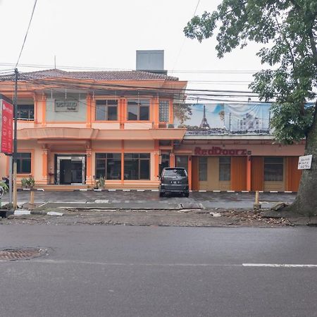 Reddoorz @ Achino Hotel Bandung Exterior foto